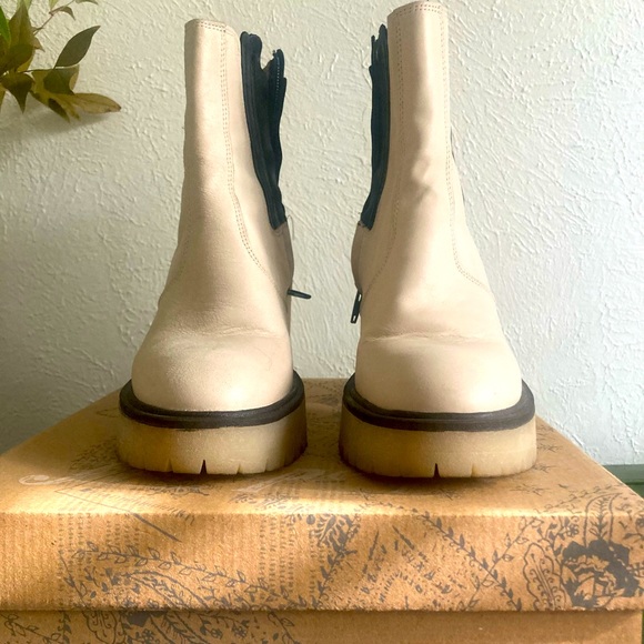 Free People James Chelsea Boots Bone White Size 6 - Picture 1 of 4